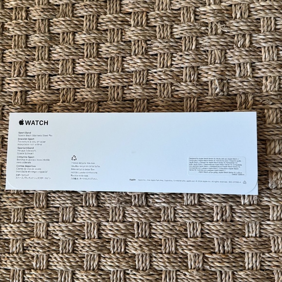 GREAT GIFT: *NEW* *UNOPENED BOX* Apple Watch Sport Band - Picture 2 of 7